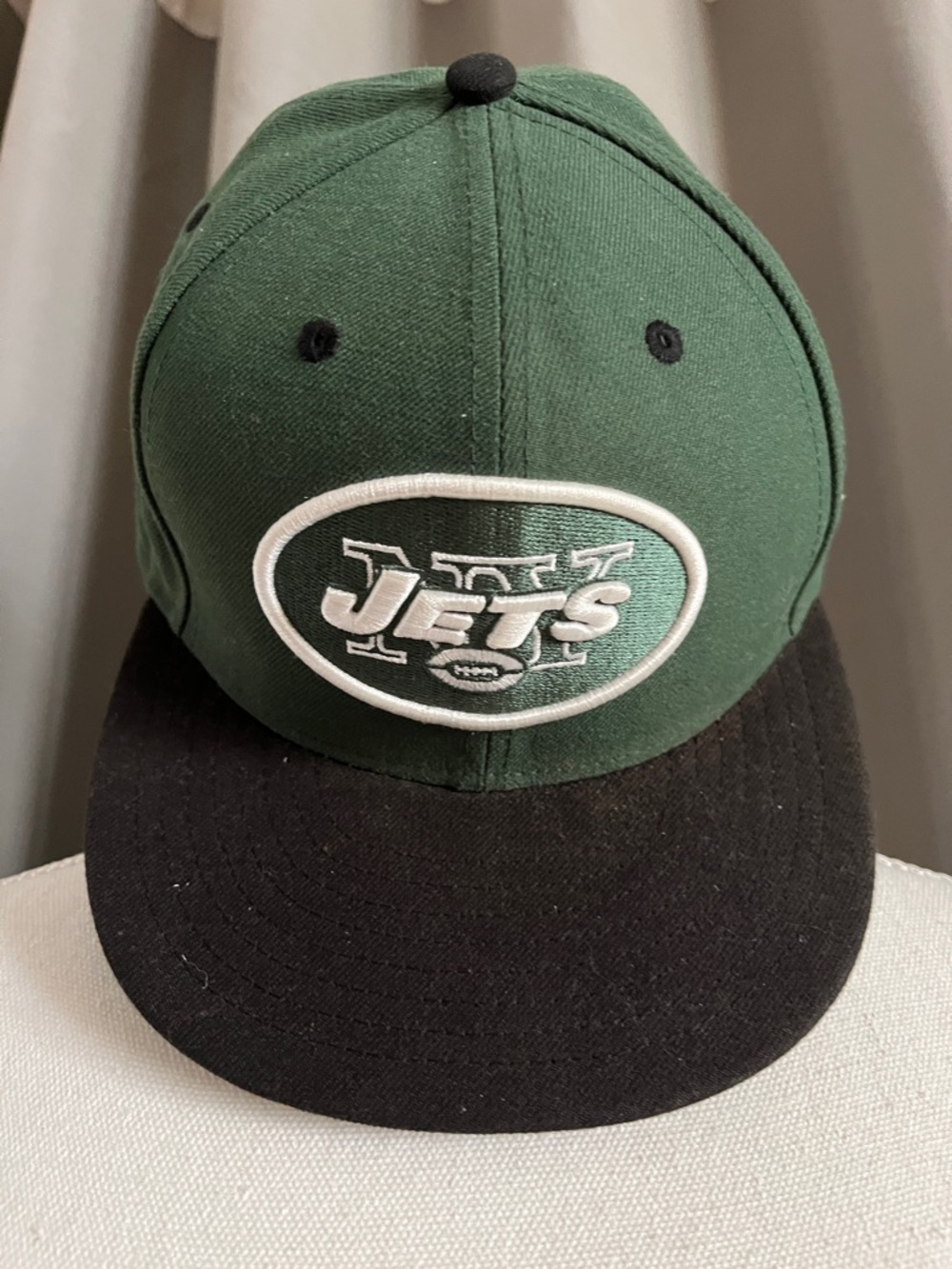 New NFL Green and Black Jets Logo Fitted Cap size 7 1/4